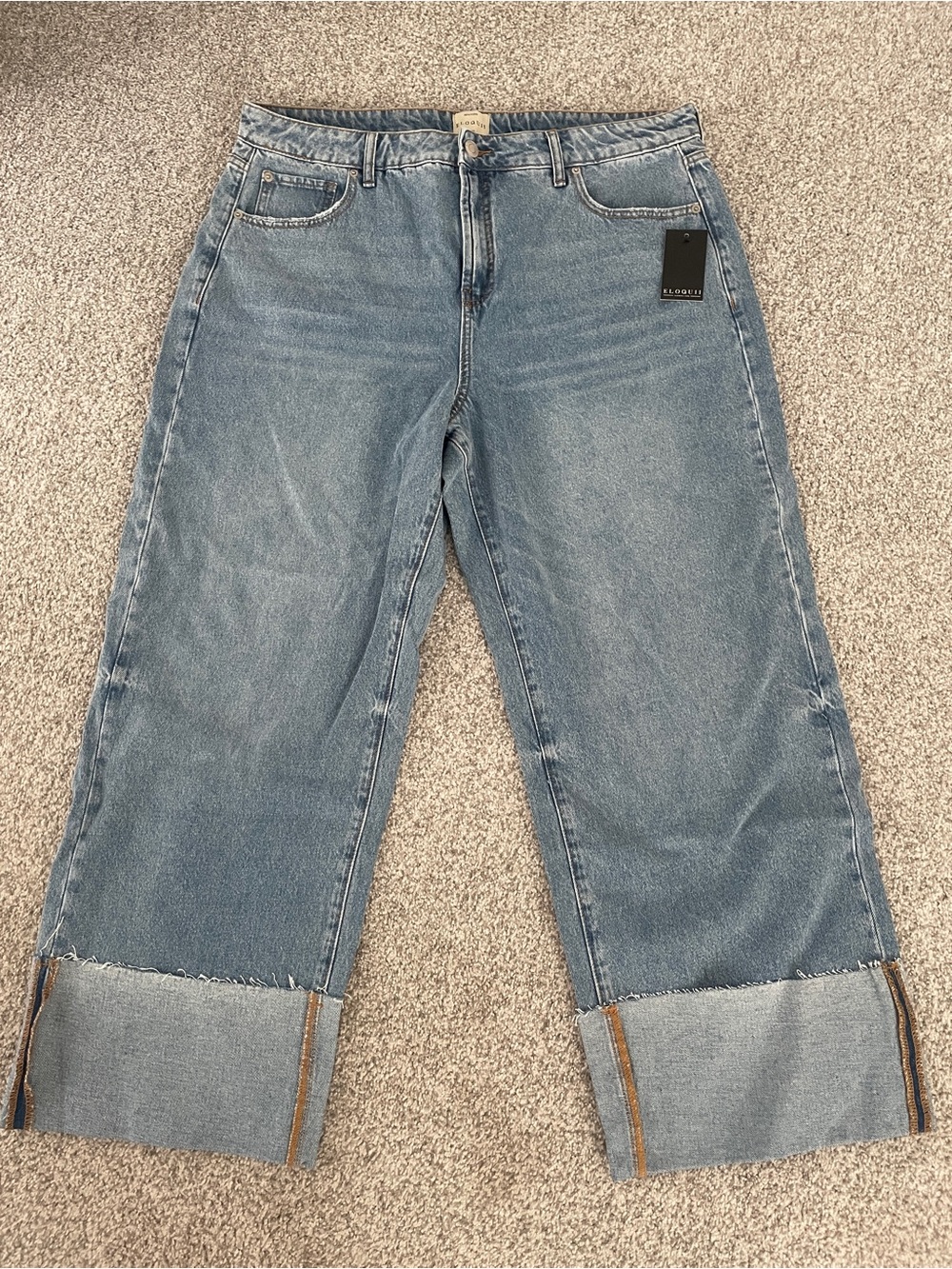 Wide-Leg Light Wash Tall Cuff Jeans - Picture 3 of 5
